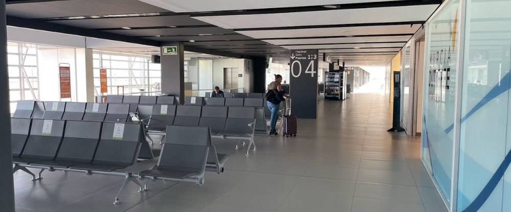 Binter Canarias Airlines RMU Terminal – Murcia International Airport