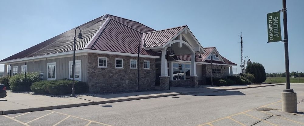 Cape Air MBL Terminal – Manistee County Blacker Airport